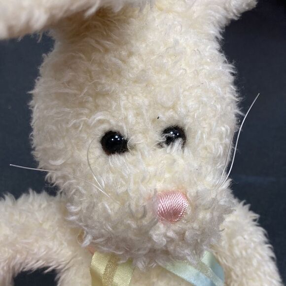 Gund White Floppy Ear Plush Rabbit‎ Vintage Easter - Picture 4 of 4